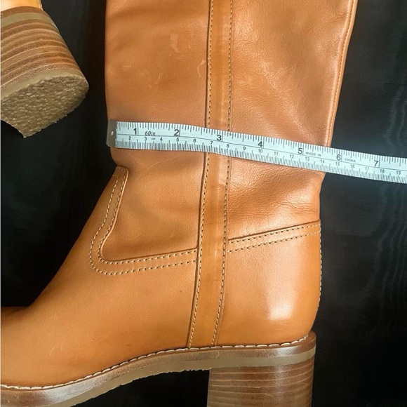 Celine - Picture 8 of 16